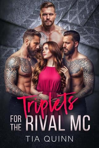Triplets for the Rival MC by Tia Quinn